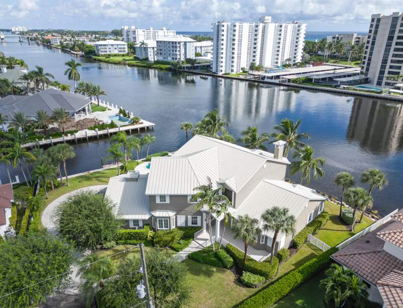 5 bedroom Single Family Residence at 975 Dogwood Drive, Tropic Isle 2nd Sec, Delray Beach — photo 2