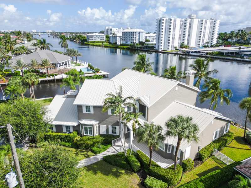 5 bedroom Single Family Residence at 975 Dogwood Drive, Tropic Isle 2nd Sec, Delray Beach — photo 1