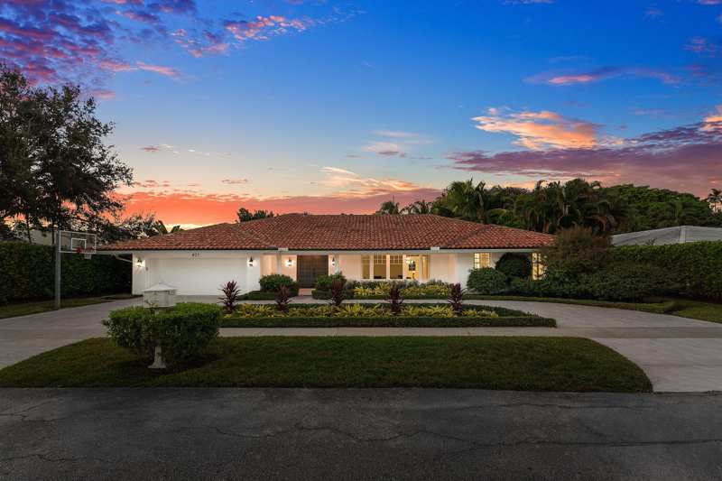 4 bedroom Single Family Residence at 821 SW 15th Street, Palm Beach Farms Co 11, Boca Raton — photo 1