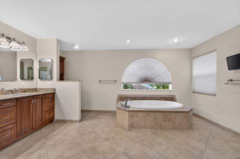 5581 Descartes Circle, Boynton Beach FL - photo 18 of 47