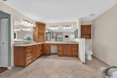 5581 Descartes Circle, Boynton Beach FL - photo 19 of 47