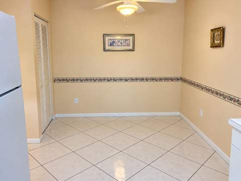 5253 Brisata Circle #F, Boynton Beach FL - photo 10 of 32