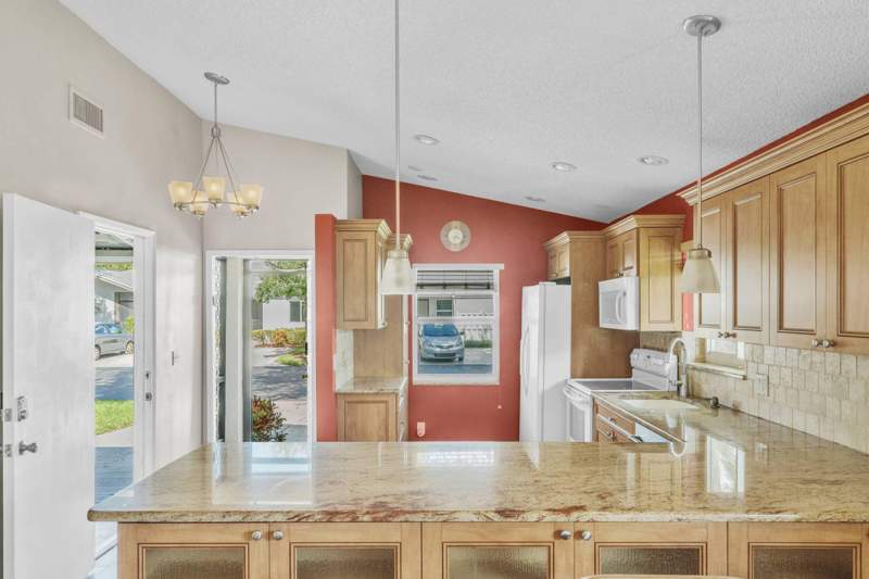 2 bedroom Condominium at 8918 Windtree Street, Whisper Walk Condos, Boca Raton — photo 3