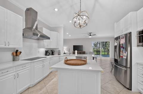 6548 Rock Creek Drive, Lake Worth FL - photo 9 of 25