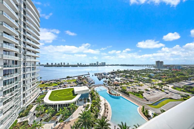 2 bedroom Condominium at 220 Lake Shore Drive #1402, Nautilus 220, Lake Park — photo 2