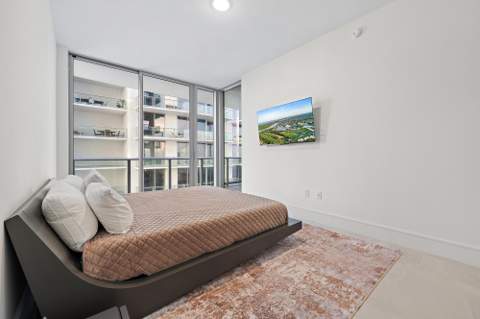 220 Lake Shore Drive #1802, Lake Park FL - photo 15 of 78