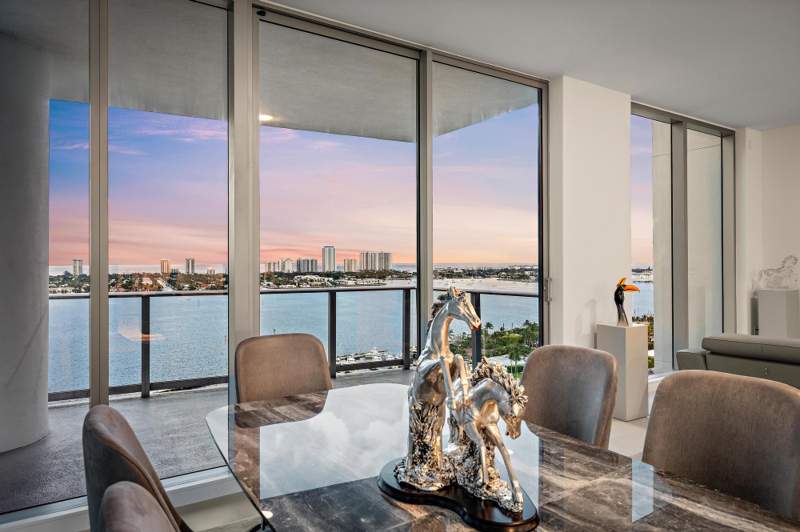 2 bedroom Condominium at 220 Lake Shore Drive #1802, Nautilus 220 Condo, Lake Park — photo 4