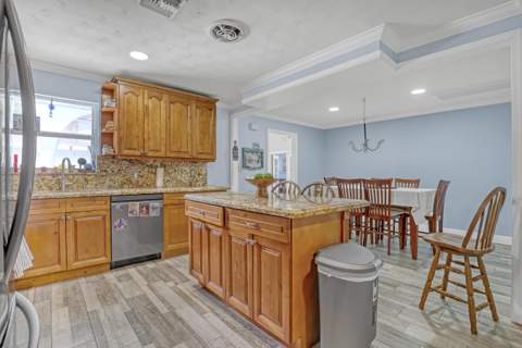 799 Huff Road, Haverhill FL - photo 19 of 59
