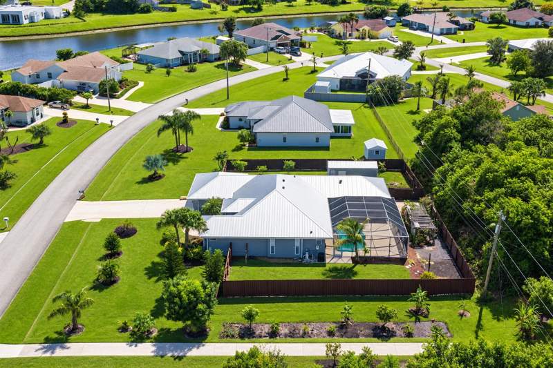 4 bedroom Single Family Residence at 138 SW East Danville Circle, Port St Lucie Section 37, Port St. Lucie — photo 5