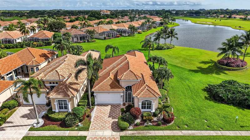 3 bedroom Single Family Residence at 7038 Fairway Lakes Drive, Aberdeen 25, Boynton Beach — photo 1