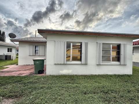 5718 NW 86th Terrace, Tamarac FL - photo 9 of 10