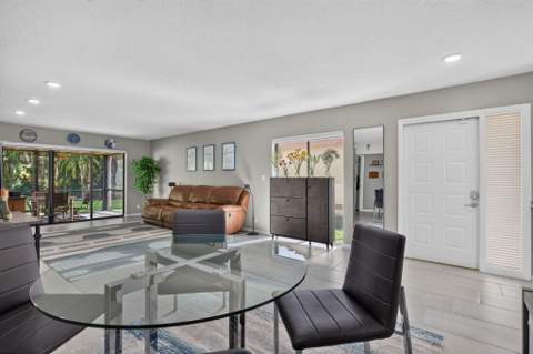 4322 Acacia Circle, Coconut Creek FL - photo 11 of 54