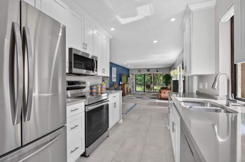 4322 Acacia Circle, Coconut Creek FL - photo 7 of 54