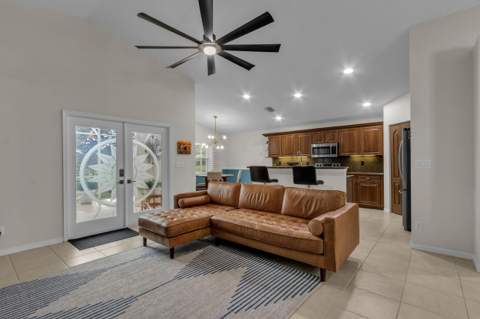 8052 Florenza Drive, Boynton Beach FL - photo 10 of 40