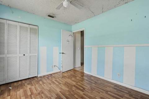 8800 Placid Terrace, Lake Worth FL - photo 19 of 38