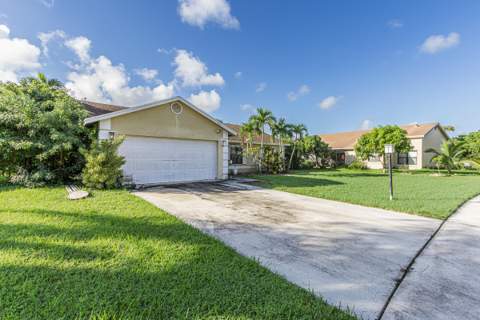 8800 Placid Terrace, Lake Worth FL - photo 20 of 38
