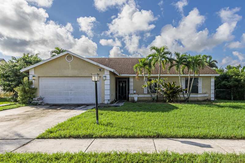 3 bedroom Single Family Residence at 8800 Placid Terrace, Lakes Of Sherbrooke Ph 7, Lake Worth — photo 1