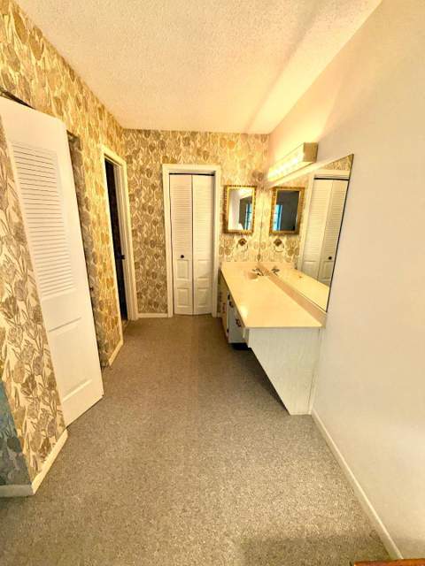 1150 Mahogany Way #203, Delray Beach FL - photo 14 of 19