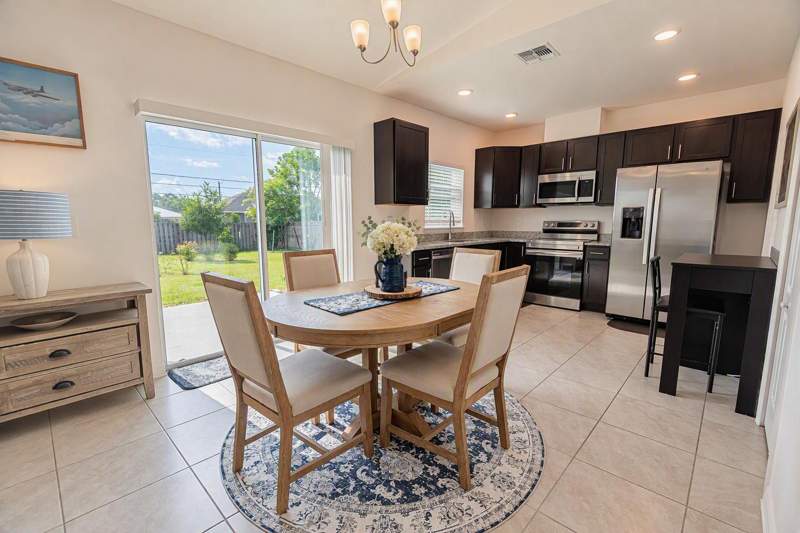 3 bedroom Single Family Residence at 1711 SW Angelo Street, Port St Lucie Section 8, Port St. Lucie — photo 5