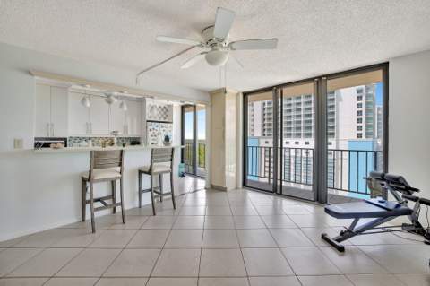 322 Buchanan Street #1411, Hollywood FL - photo 15 of 39