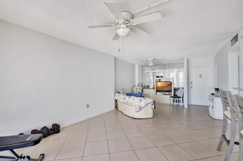 322 Buchanan Street #1411, Hollywood FL - photo 17 of 39
