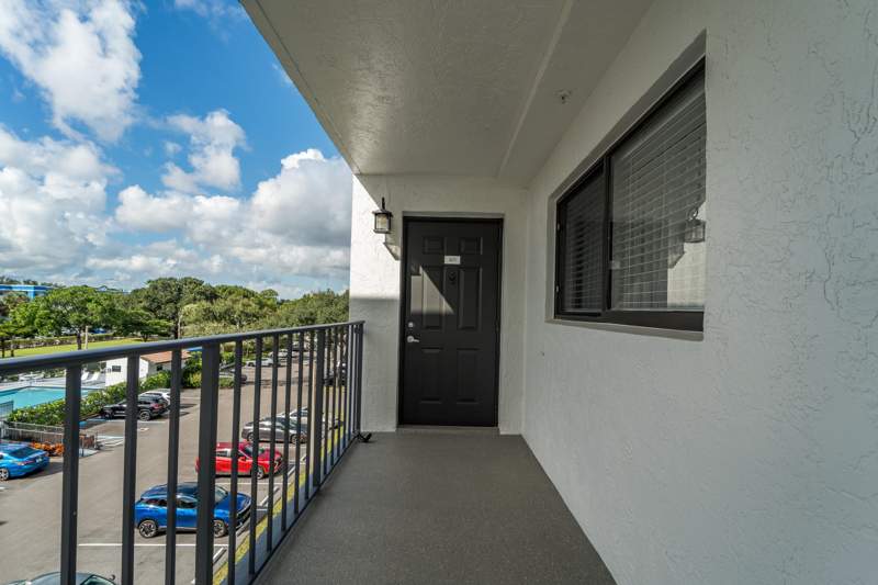 2 bedroom Condominium at 4725 Lucerne Lakes Blvd E #401, Lucerne Lakes Fairway Club, Lake Worth — photo 2