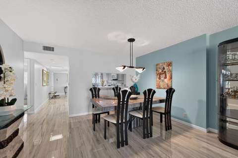4725 Lucerne Lakes Blvd E #401, Lake Worth FL - photo 8 of 32