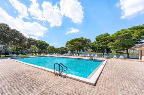 1702 Andros Isle #C4, Coconut Creek FL - photo 22 of 39