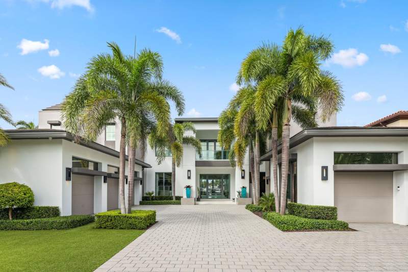 6 bedroom Single Family Residence at 169 W Key Palm Road, Royal Palm Yacht & Country Club, Boca Raton — photo 2
