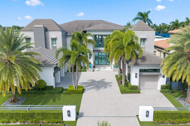 6 bedroom Single Family Residence at 169 W Key Palm Road, Royal Palm Yacht & Country Club, Boca Raton — photo 5