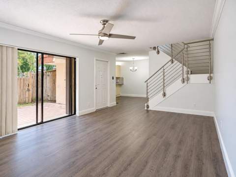 9851 NW 6th Place, Plantation FL - photo 14 of 29