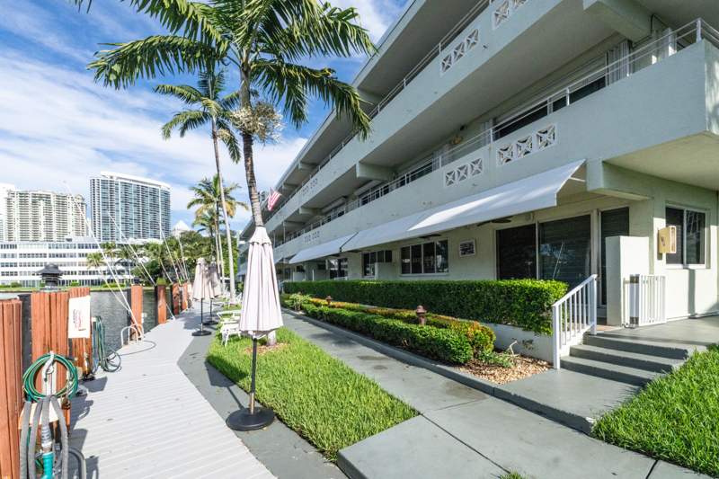 2 bedroom Condominium at 1000 SE 4th Street #323, Riverview Garden Apartments, Fort Lauderdale — photo 5