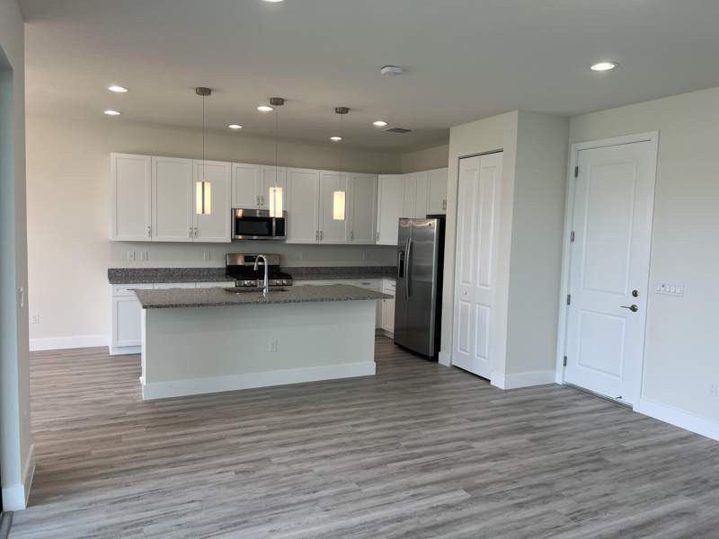 4 bedroom Single Family Residence at 7215 Montereal Path, Villamar At Toscana Isles, Lake Worth — photo 4