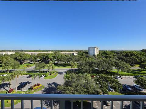 3510 Oaks Way #807, Pompano Beach FL - photo 20 of 24