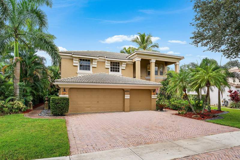 4 bedroom Single Family Residence at 6395 Stonehurst Circle, Smith Dairy West 4, Lake Worth — photo 2