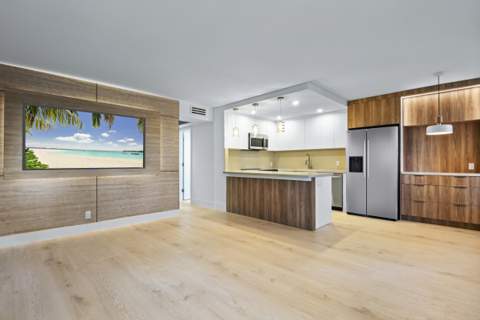 3076 Newport Drive #Q, Deerfield Beach FL - photo 8 of 45