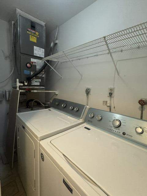 4750 Orleans Court #C, West Palm Beach FL - photo 8 of 9
