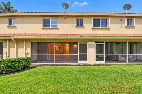6143 Whalton Street, West Palm Beach FL - photo 18 of 60