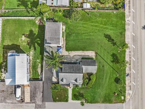 9 NW Avenue D, Belle Glade FL - photo 12 of 44