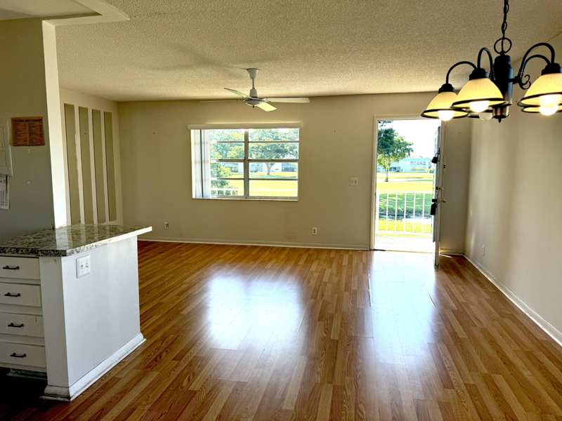 1 bedroom Condominium at 240 Burgundy, Kings Point Burgundy Condos, Delray Beach — photo 1
