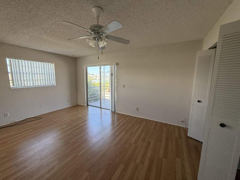 1 bedroom Condominium at 240 Burgundy, Kings Point Burgundy Condos, Delray Beach — photo 4