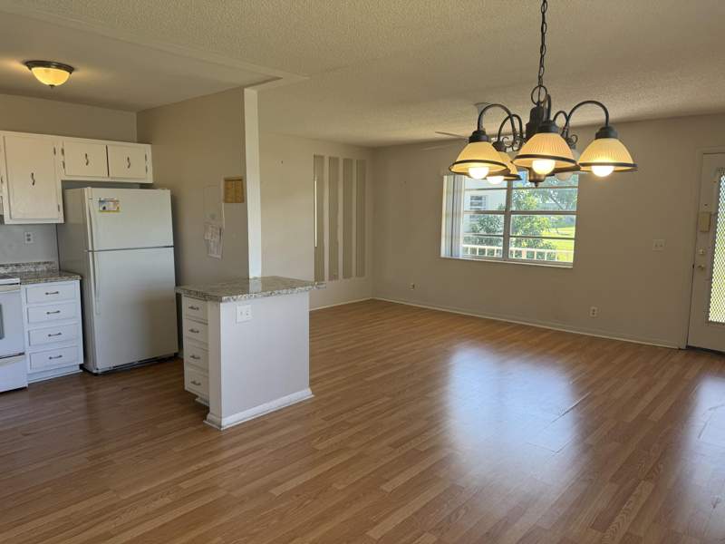 1 bedroom Condominium at 240 Burgundy, Kings Point Burgundy Condos, Delray Beach — photo 2