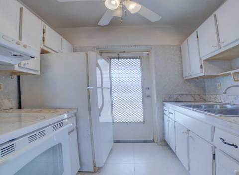 1118 Lake Terrace #215, Boynton Beach FL - photo 9 of 30
