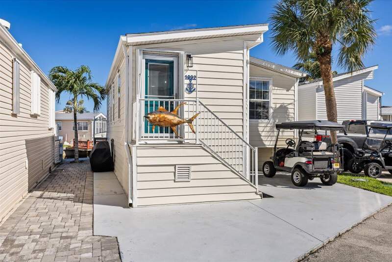 2 bedroom Single Family Residence at 1092 Nettles Boulevard, Outdoor Resorts At Nettles Island, Jensen Beach — photo 5