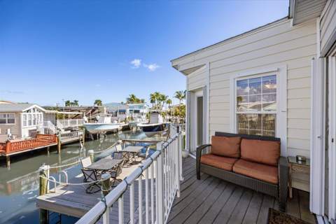 1092 Nettles Boulevard, Jensen Beach FL - photo 24 of 69