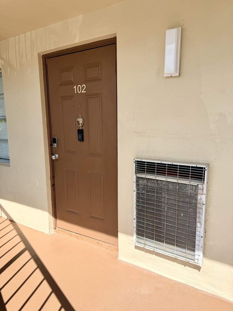 2 bedroom Condominium at 7505 NW 5th Court #102, Oriole Gardens 1, Margate — photo 2