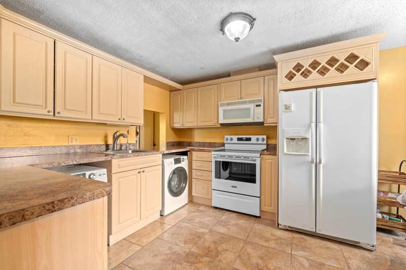2 bedroom Townhouse at 831 Salem Lane #A, Covered Bridge Condo, Lake Worth — photo 1