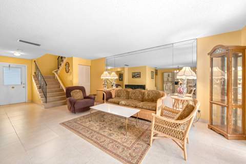 831 Salem Lane #A, Lake Worth FL - photo 7 of 18