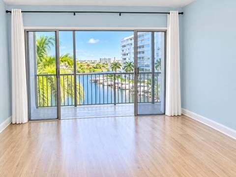 1427 E Hillsboro Boulevard #Apt 528, Deerfield Beach FL - photo 10 of 40