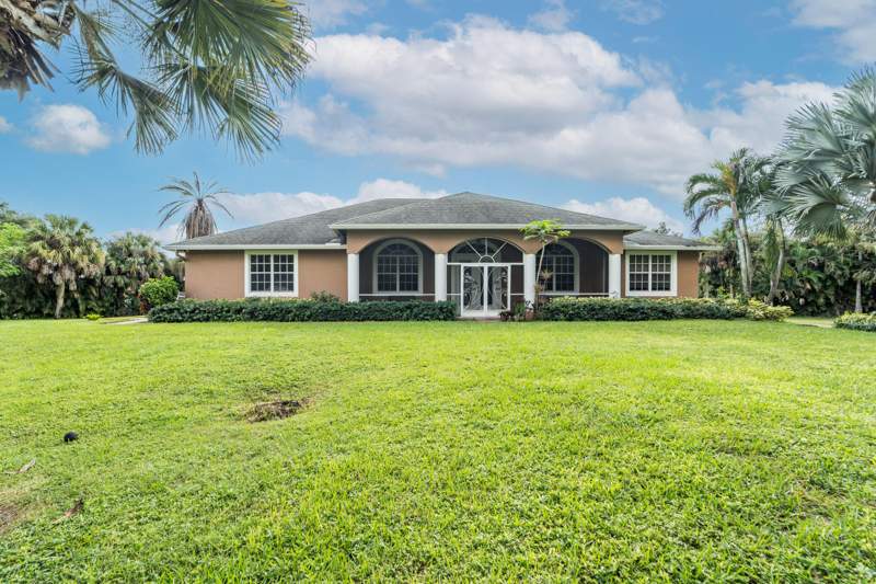 4 bedroom Single Family Residence at 16970 W Burns Drive, Loxahatchee, The Acreage — photo 2